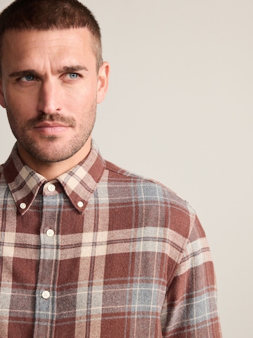 Next Regular Fit Skjorte i brun