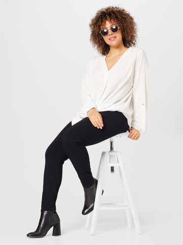 Fransa Curve - Blusa 'Coya' en blanco