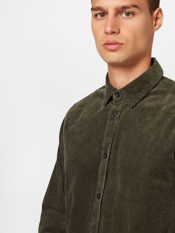anerkjendt Regular fit Button Up Shirt 'AKLEIF' in Green
