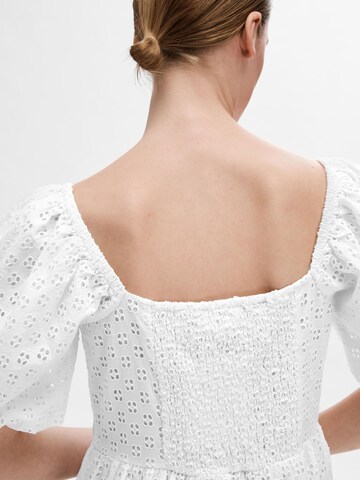 Robe d’été 'Anelli' SELECTED en blanc