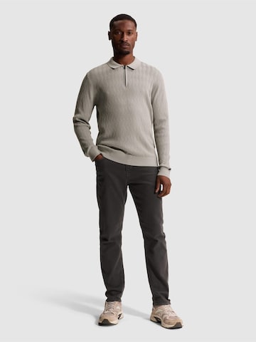 CAST IRON Trui 'Pullover in cotton/modal with polo collar' in Grijs