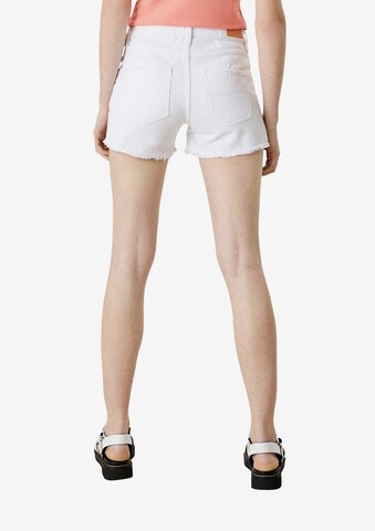 QS Slimfit Shorts in Weiß