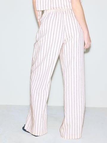 Regular Pantalon Next en rose