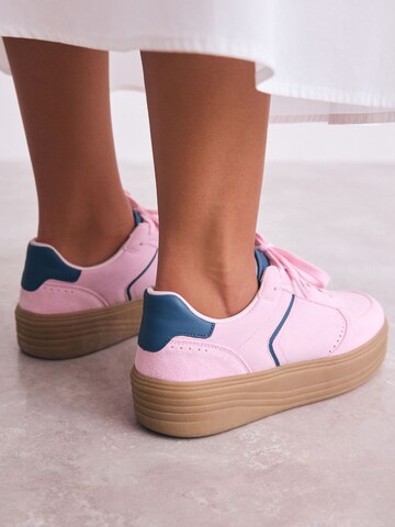 Sneaker bassa di Next in rosa