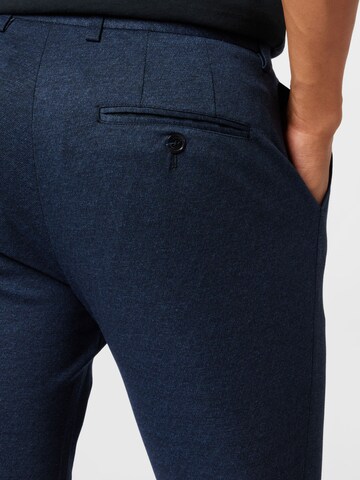 Regular Pantalon chino 'Liam' Matinique en bleu