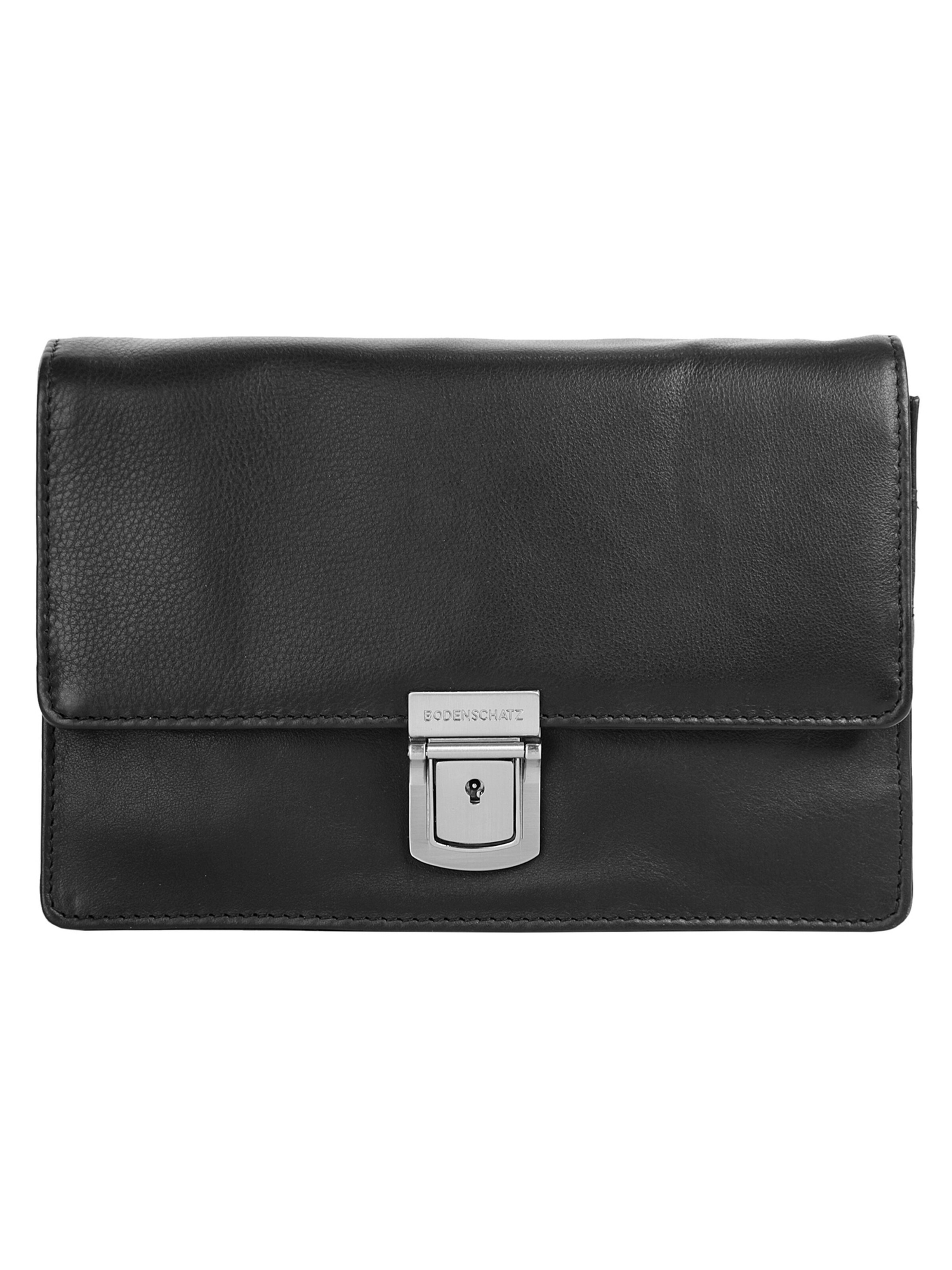 BODENSCHATZ Clutch in Black: front