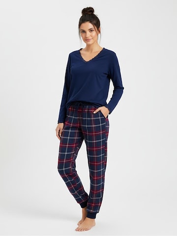 La V Pajama 'Pyjama met kant contrast' in Blue: front