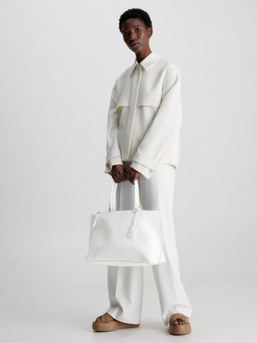 Calvin Klein Shopper in Wit