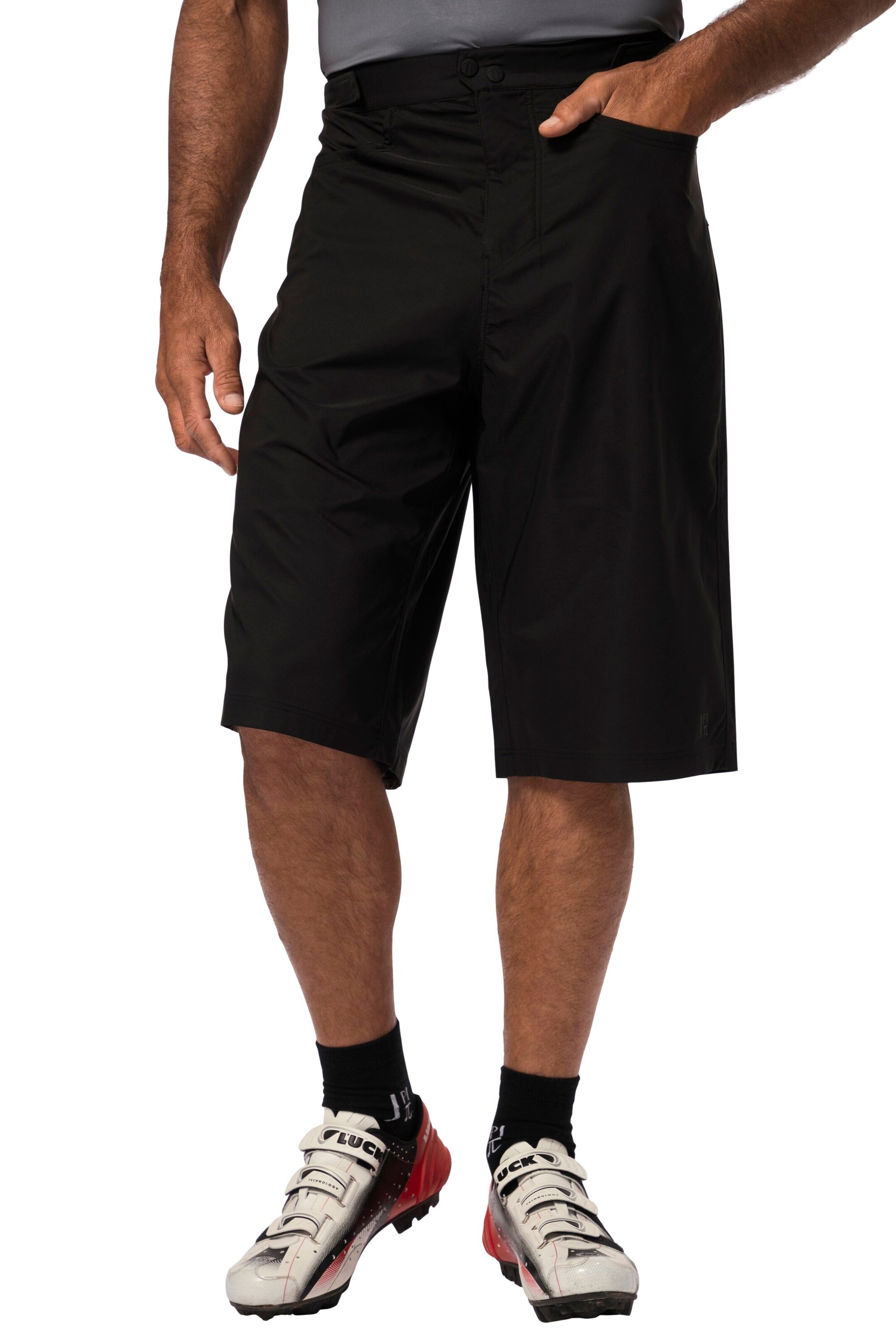 JAY-PI Regular Hose in Schwarz: Vorderseite