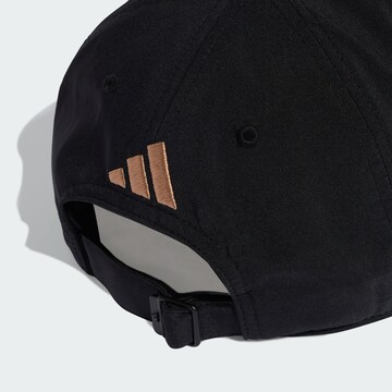 ADIDAS PERFORMANCE - Gorra deportiva 'Mercedes - Amg Petronas Formel Eins Team George Russell Las Vegas' en negro