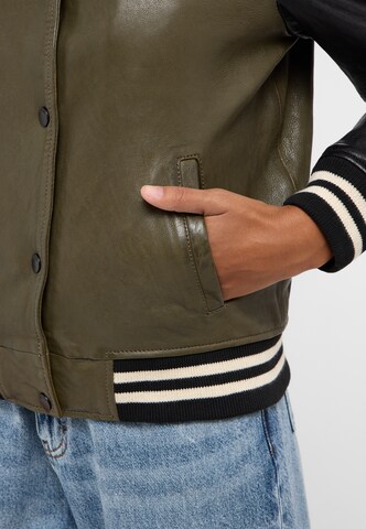 MUSTANG Jacke ' Blouson ' in Grün