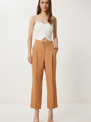 Happiness İstanbul Regular Suorat housut värissä oranssi