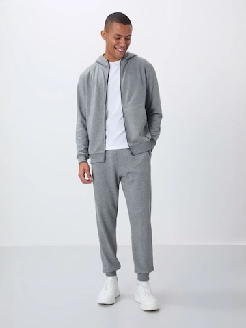 Tommy Life Joggingpak in Grijs