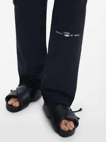 Desigual Wide leg Cargobyxa i svart