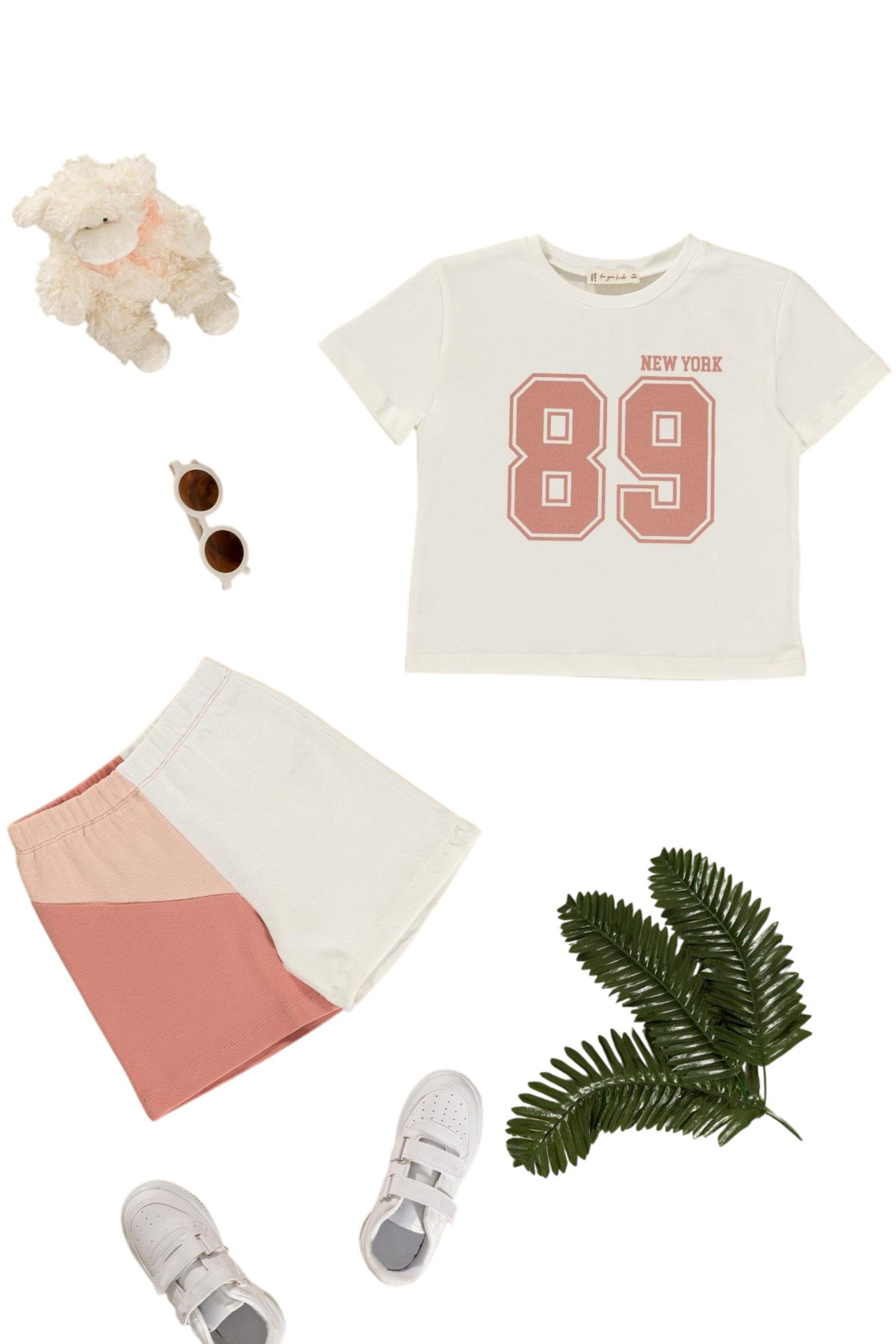 For You Moda Set in Beige: voorkant