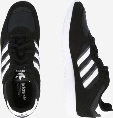 ADIDAS ORIGINALS - Sapatilhas baixas 'Special 21' em preto