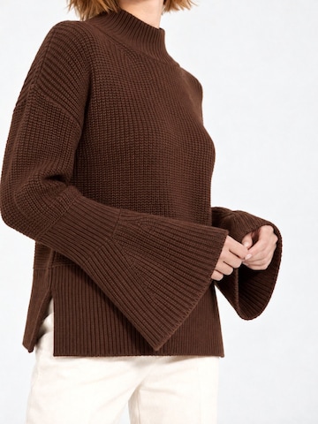 RYVAN Svetr 'Pullover' – hnědá