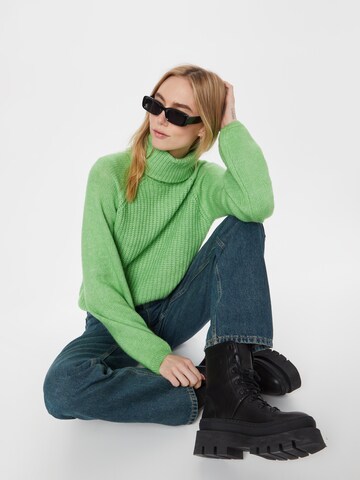 JDY Sweater 'SILJA' in Green