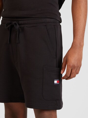 Tommy Jeans Regular Shorts in Schwarz