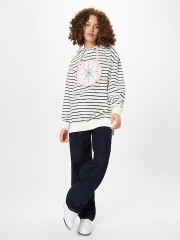 Zwillingsherz Sweatshirt 'Vilma' in Blauw