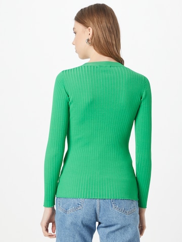 JUST FEMALE Μπλουζάκι σε πράσινο