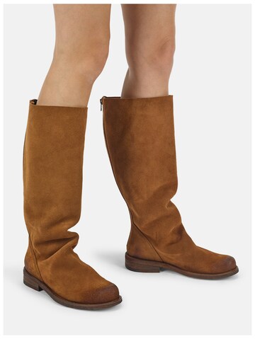 Felmini Wide Fit Boots in Brown: front