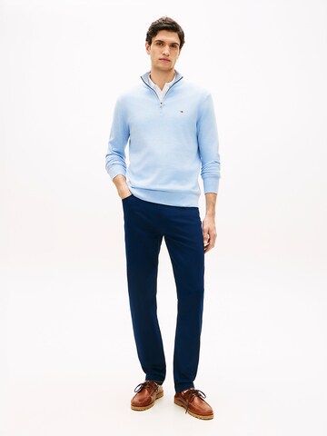 TOMMY HILFIGER Sweater in Blue