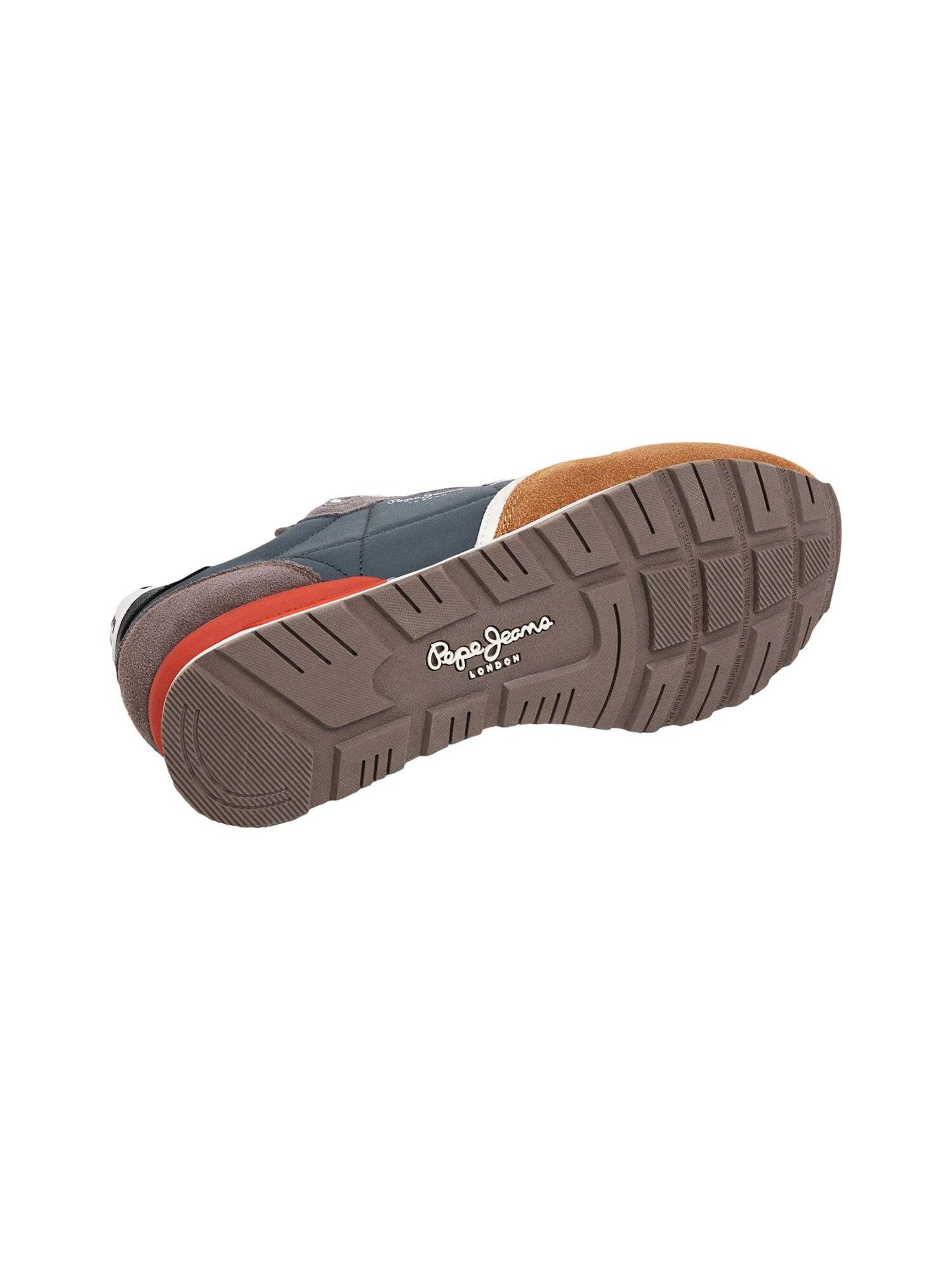 Pepe Jeans Sneakers laag 'BRIT ESSENCE M' in Bruin