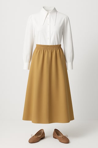 Touche Prive Skirt in Beige: front