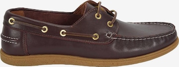 Desa - Zapatillas 'Slip-Ons' en marrón: frente