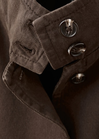 MANGO Välikausitakki 'Eugenie' värissä ruskea