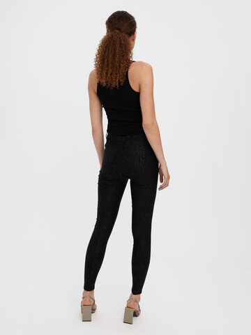 VERO MODA Skinny Pants 'SOPHIA' in Black