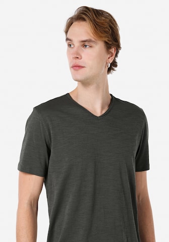 Colin's Shirt in Groen: voorkant