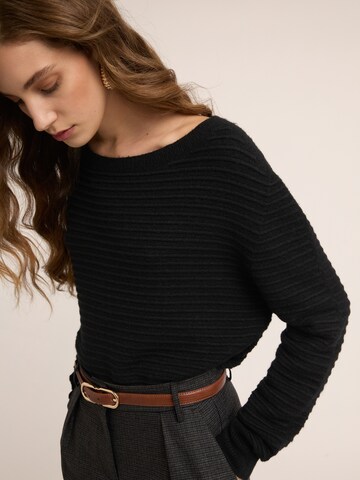 MOTIVI Trui in Zwart