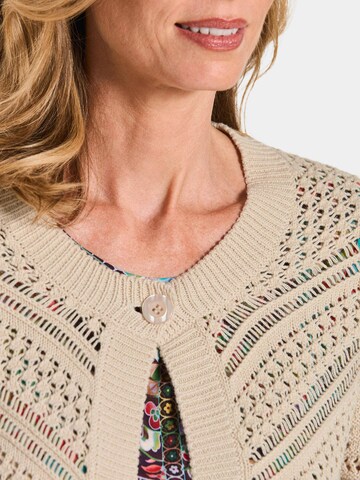 Goldner Strickjacke in Beige
