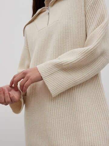 EDITED Knit dress 'Annine' in Beige