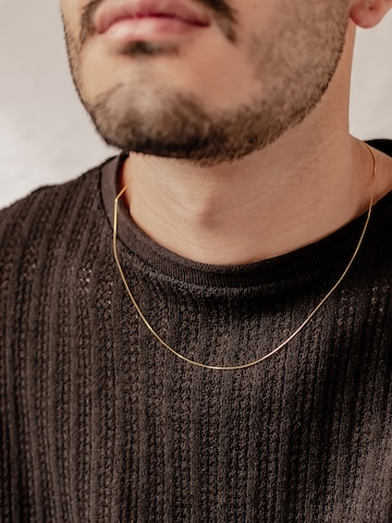 Collana 'Box' di Hey Happiness in oro: frontale