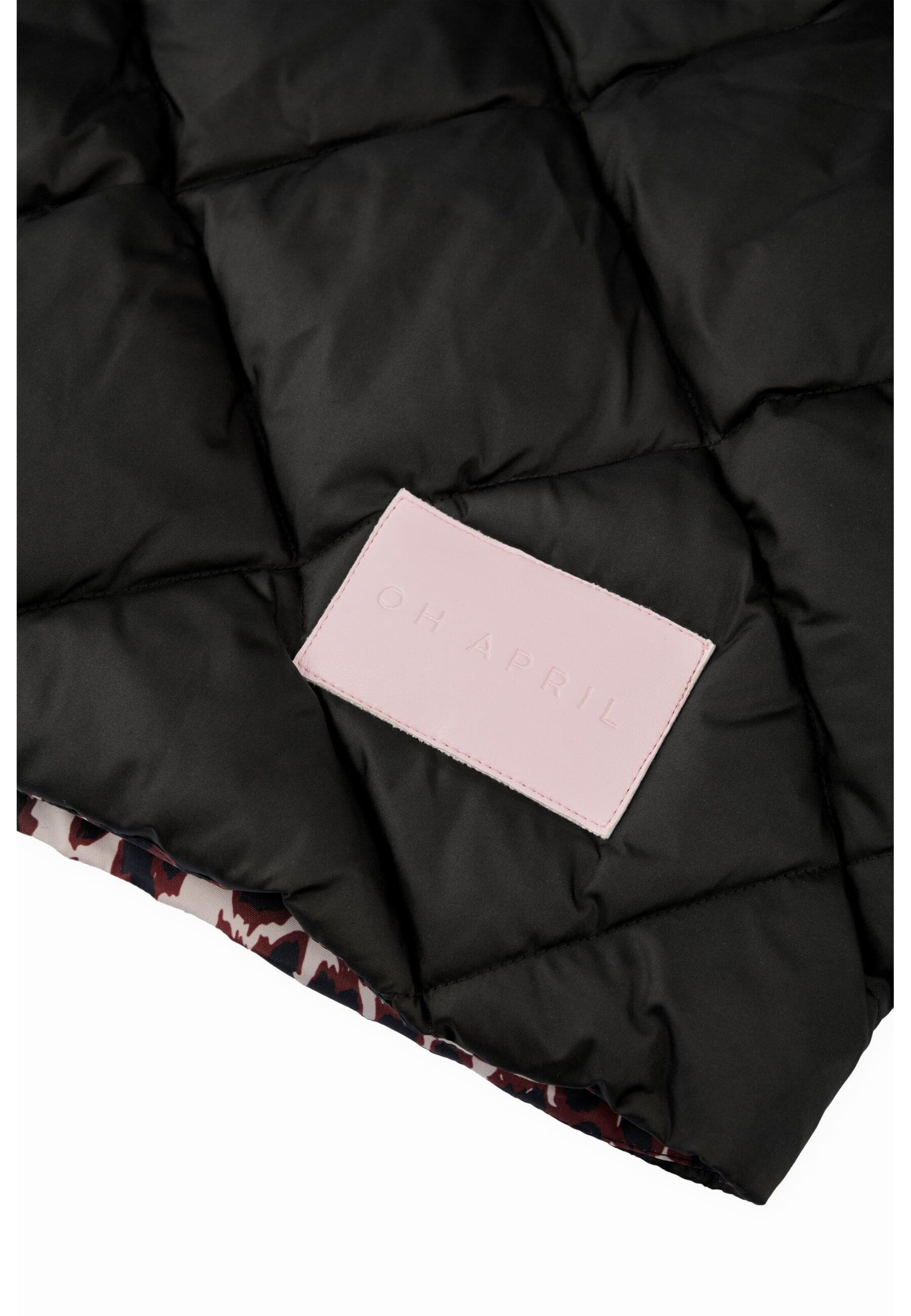 OH APRIL Vest 'Onyx' in Black