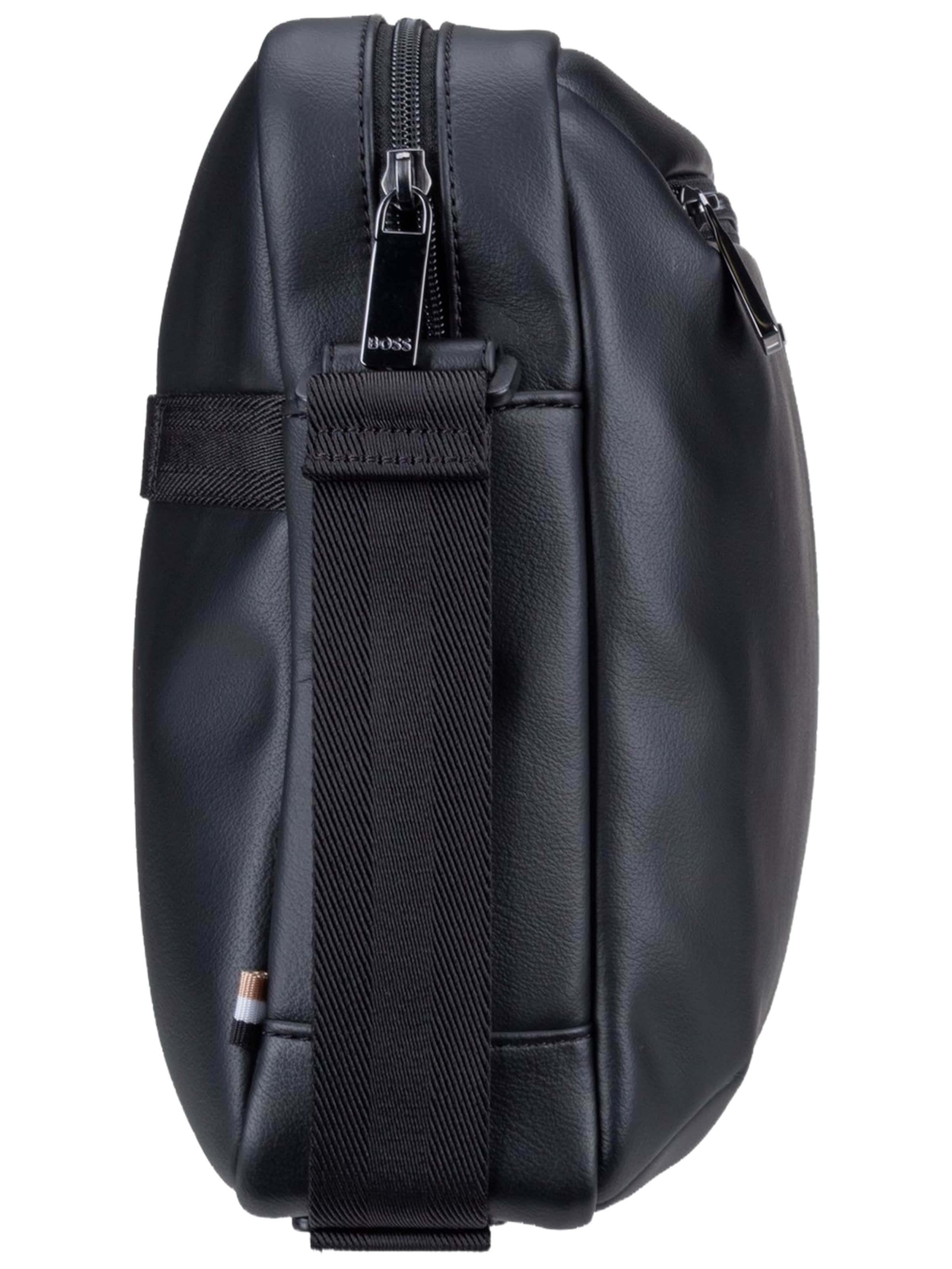 BOSS Messenger in Black