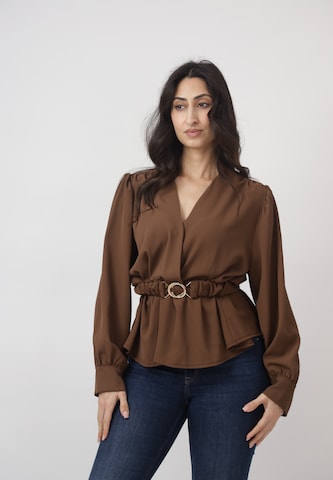 Camicia da donna di Elara in marrone