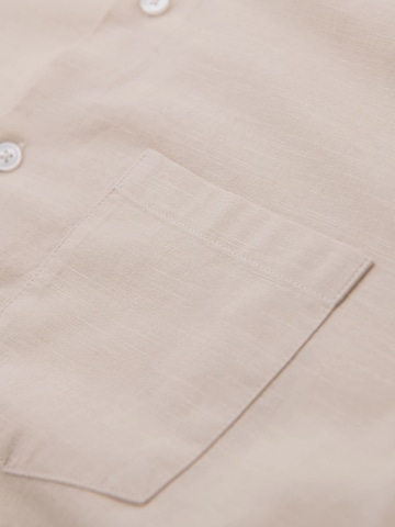 Coupe regular Chemise Ombre en beige