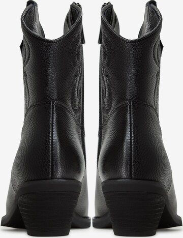 CESARE GASPARI Boots in Black