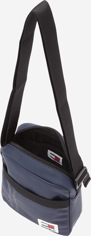 Tommy Jeans Crossbody Bag in Blue