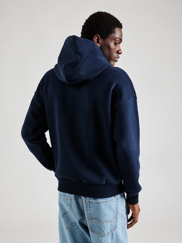 Sweat-shirt 'JJVICTO' JACK & JONES en bleu