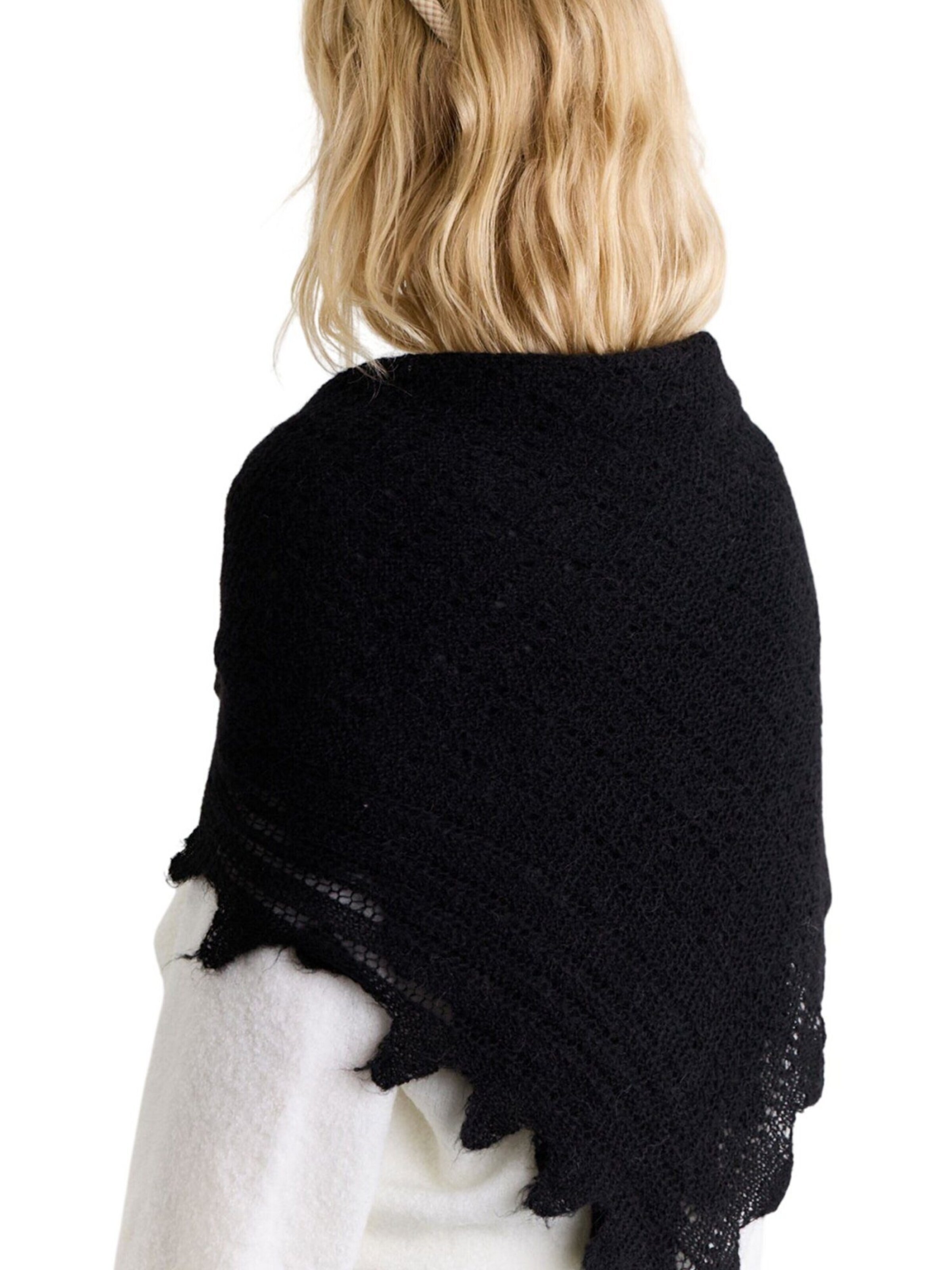 MANUKA Scarf in Black