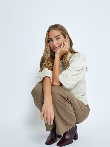 minus Blouse 'Sherina' in Beige
