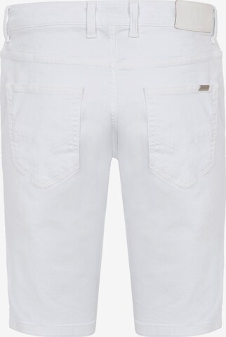 Redbridge Regular Chino Pants 'Rayleigh' in White