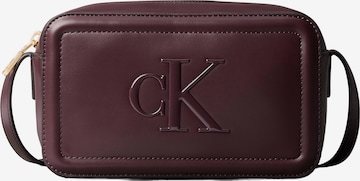 Calvin Klein Olkalaukku värissä punainen: etupuoli