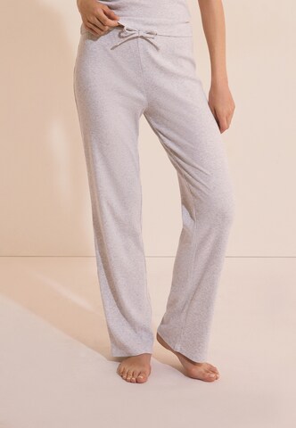 Pantaloncini da pigiama 'Joani' di ETAM in grigio: frontale