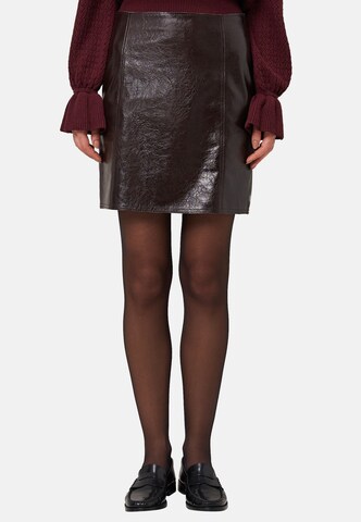 zero Skirt in Red: front
